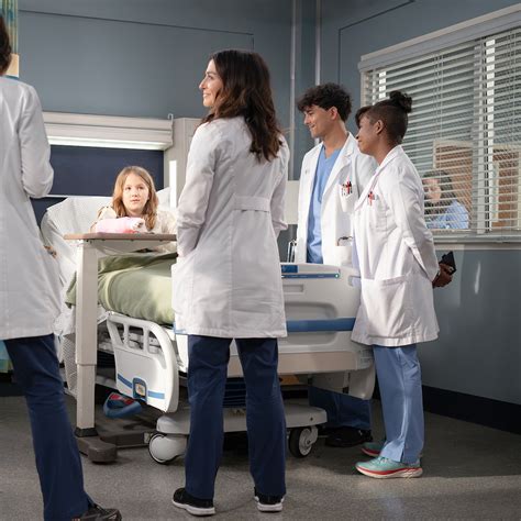 Grey’s Anatomy Season 21 Finale Bomb Threat Storyline