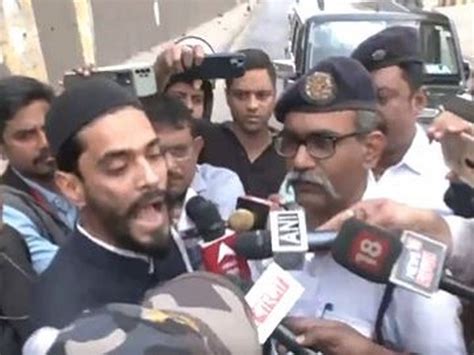 Police detain ISF MLA Naushad Siddiqui in Kolkata, stop march to ...