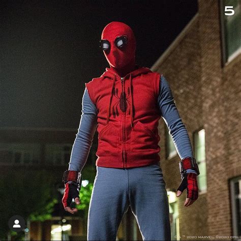 Pin by mike H on Spider man | Spiderman suits, Spiderman homecoming ...