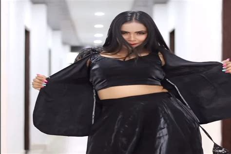 Trisha Kar Madhu bold Sexy viral video Full HD