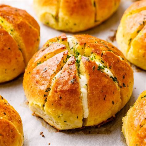 Korean Cream Cheese Garlic Bread Nutrition Facts at Diane Rearick blog