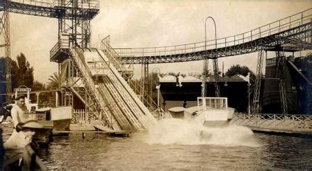 Saturno, el parque de atracciones de la Ciutadella