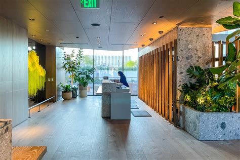 Why I love the new Conrad Los Angeles, a luxury hotel that wins with ...
