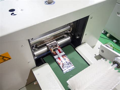 Down Paper Flow Pack Machine 的图像结果