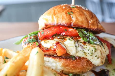 Dry Dock Bar & Grille