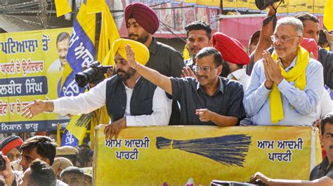 Vote for AAP in all 13 seats in Punjab, Kejriwal urges people