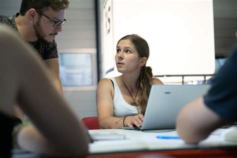 Abstract Data Type Examples 的图像结果