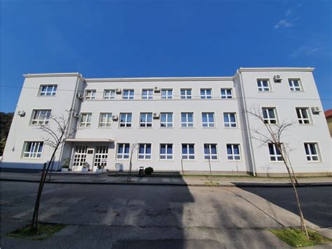 Srednja škola Čapljina uz pozdravnu riječ ravnateljice obznanila ...