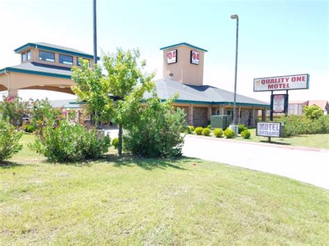 QUALITY ONE MOTEL (Weatherford, Texas) - Motel Reviews, Photos, Rate ...