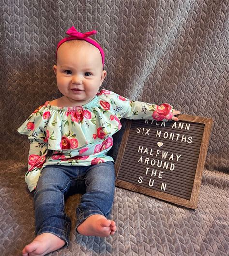 Six month milestone | Baby milestones pictures, Monthly baby photos boy ...