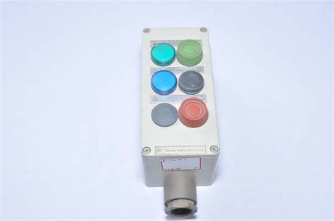 TELEMECANIQUE HAND OPERATION PUSH BUTTON AUTO CONTROL – Aeliya Marine