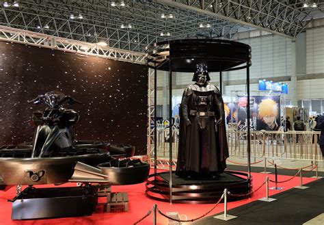 映画ファンがあれこれ言いながら見た、東京コミコン2022の展示品たち R2-D2からデロリアン、ターミネーターまで