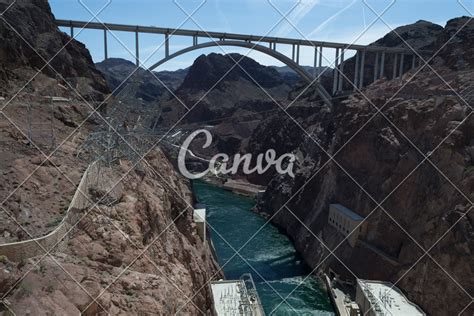 Hoover dam bypass bridge - Photos by Canva