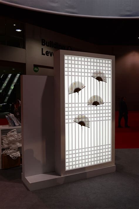 Stand Incheon Airport