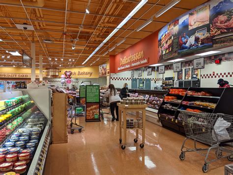 TOUR: Price Chopper - East Stroudsburg, PA