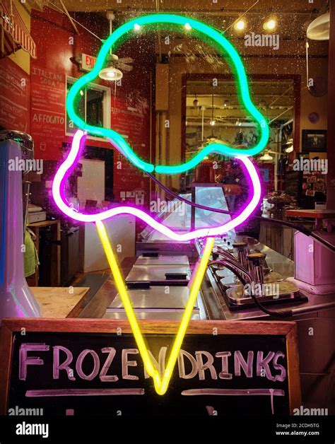 Ice cream shop neon sign hi-res stock photography and images - Alamy