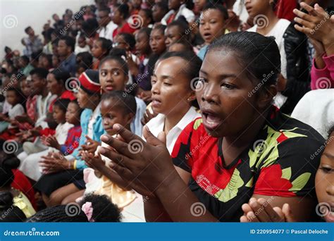Religion. Catholic Church editorial photography. Image of praying - 220954077