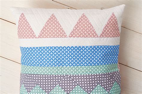 Patchwork Cushion Tutorials YouTube 的图像结果