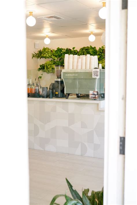 White Sparrow Coffee - Sierra Holland Design