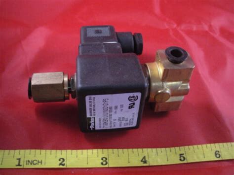 Buy Parker 7133KBN1JVJ1N0D1D1P3 Skinner Válvula Solenoide 7133KBN 100 ...
