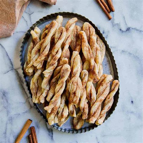 Easy Salmon BLT Sandwiches With Garlic Aioli | Front Range Fed