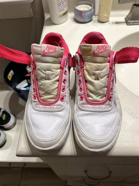 How do I clean the tongue of these shoes? : r/Sneakers