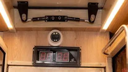 M R Travels - Online Bus Ticket Booking, Bus Reservation, Time Table ...