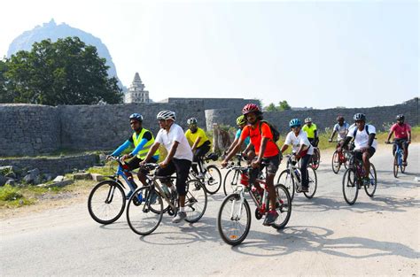 Cycling Yogis