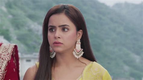 Vasudha TV Serial Online - Watch Tomorrow's Episode Before TV on ZEE5