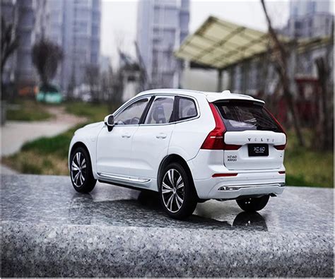 Buy MAQINA Scale Model Vehicles 1:18 for Volvo XC60 XC Classic V40 ...