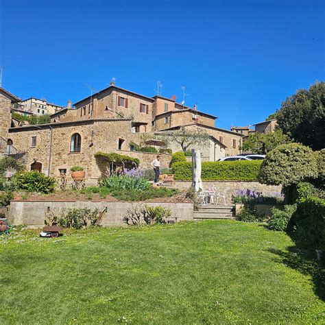 PORTA CASTELLANA (Montalcino) - B&B Reviews, Photos, Rate Comparison ...