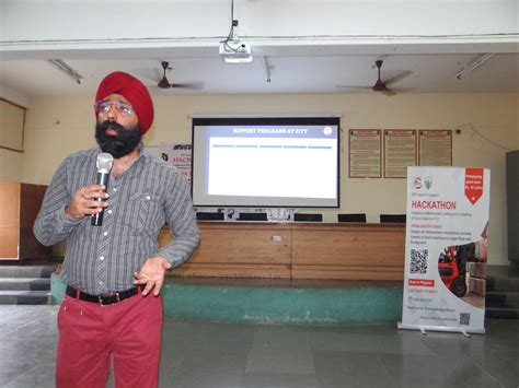 "HACKATHON" Indigenous Mechanized Loading and unloading of Food grains ...