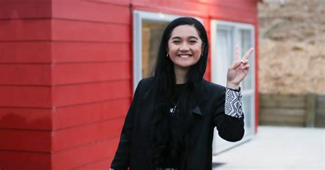 Watch New Zealand's Youngest MP Perform Powerful Native 'War Cry' In ...