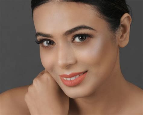 Gold Toned Handcrafted Copper Alloy Bracelet