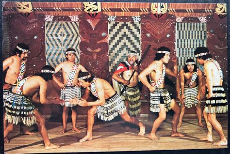 Maori Traditional Wear