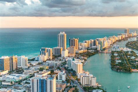 Miami by the Numbers: Unveiling the City's Population