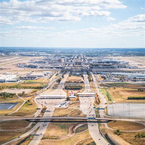 Express North Parking