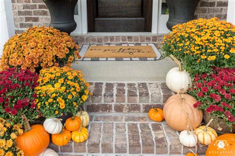 Front Step Fall Decor 的图像结果
