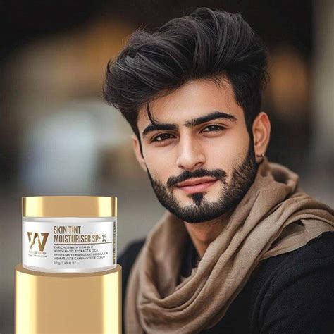 Skin Tint Moisturiser SPF-15: Retinol, Vitamin C & Vitamin E - 50g ...