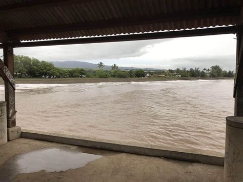 Waimea Beach | Kauai Travel Blog