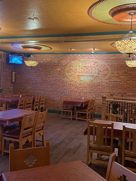 About — MOOSEHEAD HOOF & LADDER RESTAURANT