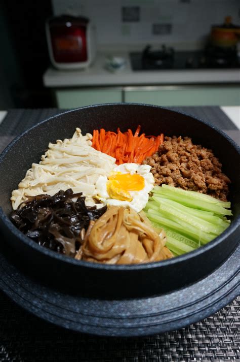 【韩式拌饭】韩国人教你韩国拌饭做法，超好吃！_哔哩哔哩 (゜-゜)つロ 干杯~-bilibili
