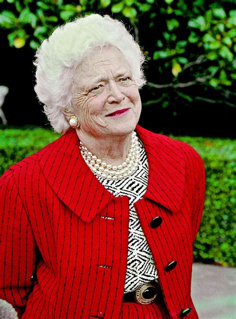 Barbara Bush: Former First Lady's Life in Pictures