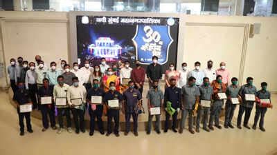 Navi Mumbai civic body staff pledge to protect environment on 30th ...