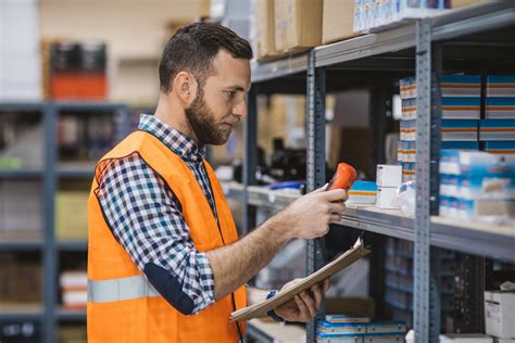 6 Ways to Improve Picking Accuracy - Falcon Fulfillment