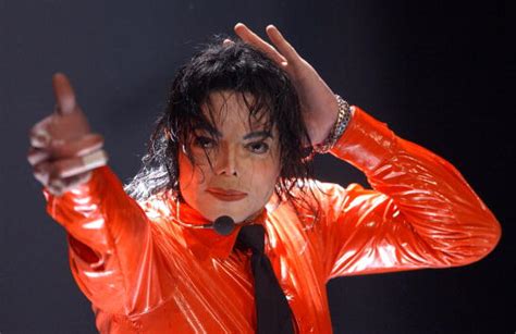 Michael Jackson's Massive $500M Debt Nearly Paid Off | Celebrity Net Worth