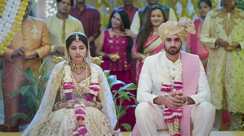 Watch Pocket Mein Aasman Episode 33 on JioHotstar