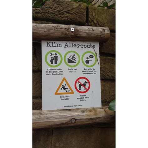 ZooLex Image - Climbing route sign