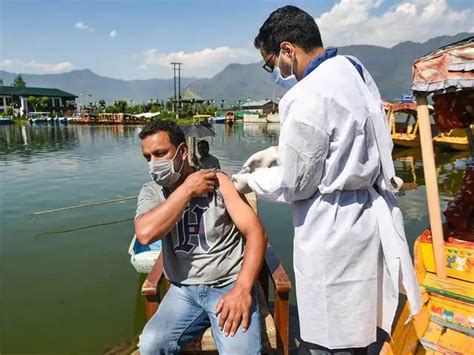Reaching a remote area - Kashmir vaccination: How India is inoculating ...