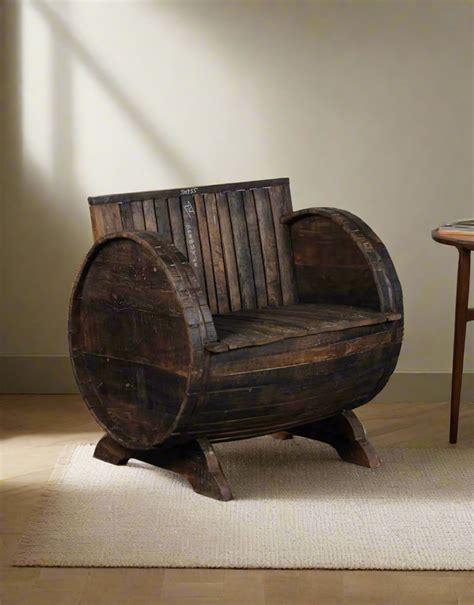 Vintage Cask: Classic Lounge Seater